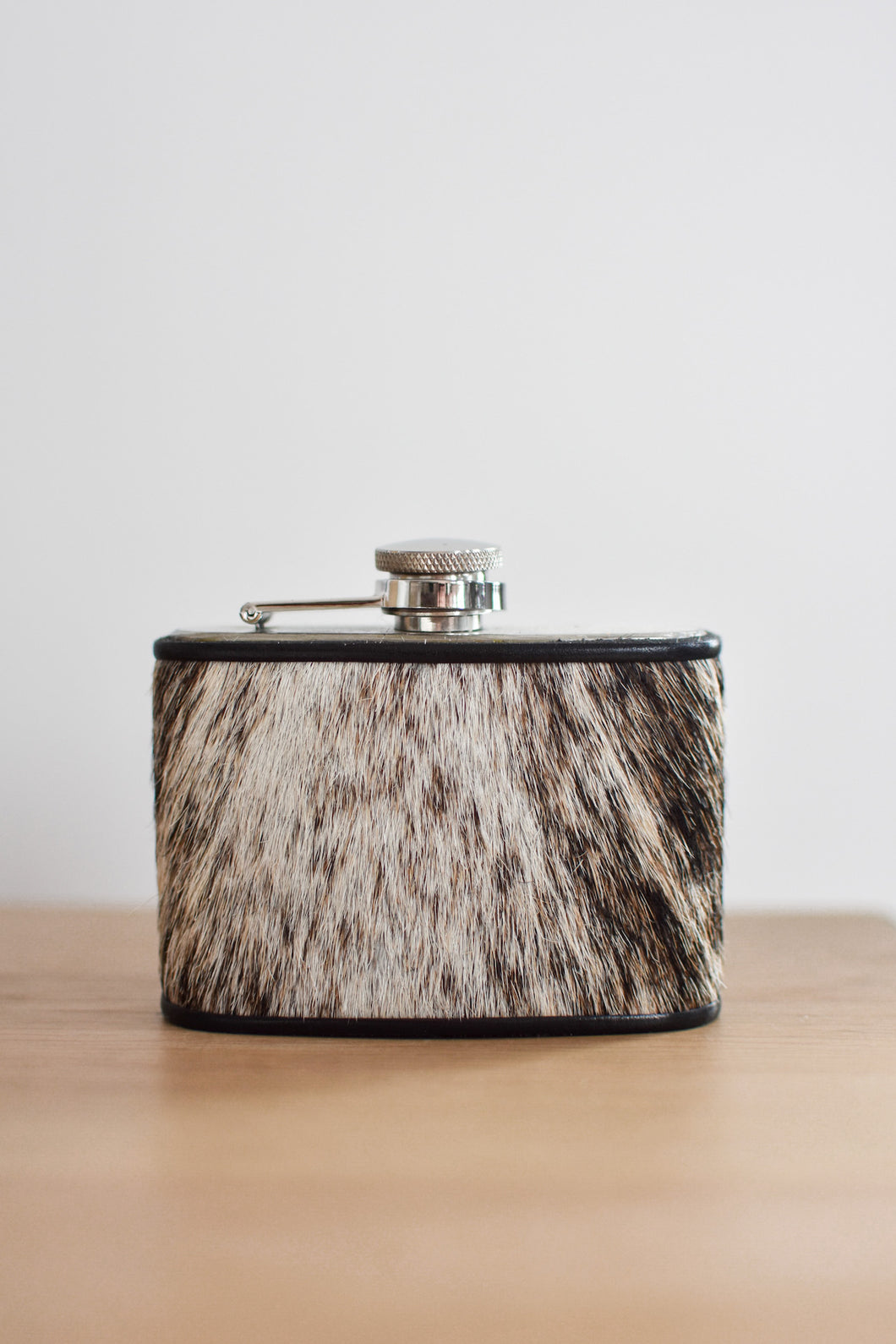 4oz Brown and White Flask
